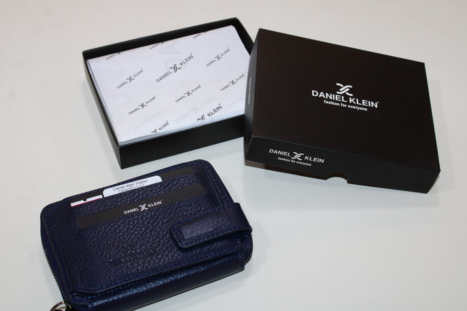 Takreem Premium Men's Wallet by Daniel Klein - DKW3031-02 - #shoTakreem Premium Men's Wallet by Daniel Klein - DKW3031-02p_name#Takreem Premium Men's Wallet by Daniel Klein - DKW3031-02WalletsDaniel KleinTakreem.joDKW3031-028.68231E+12MenNavy BlueGenuine LeatherTakreem Premium Men's Wallet by Daniel Klein - DKW3031-02