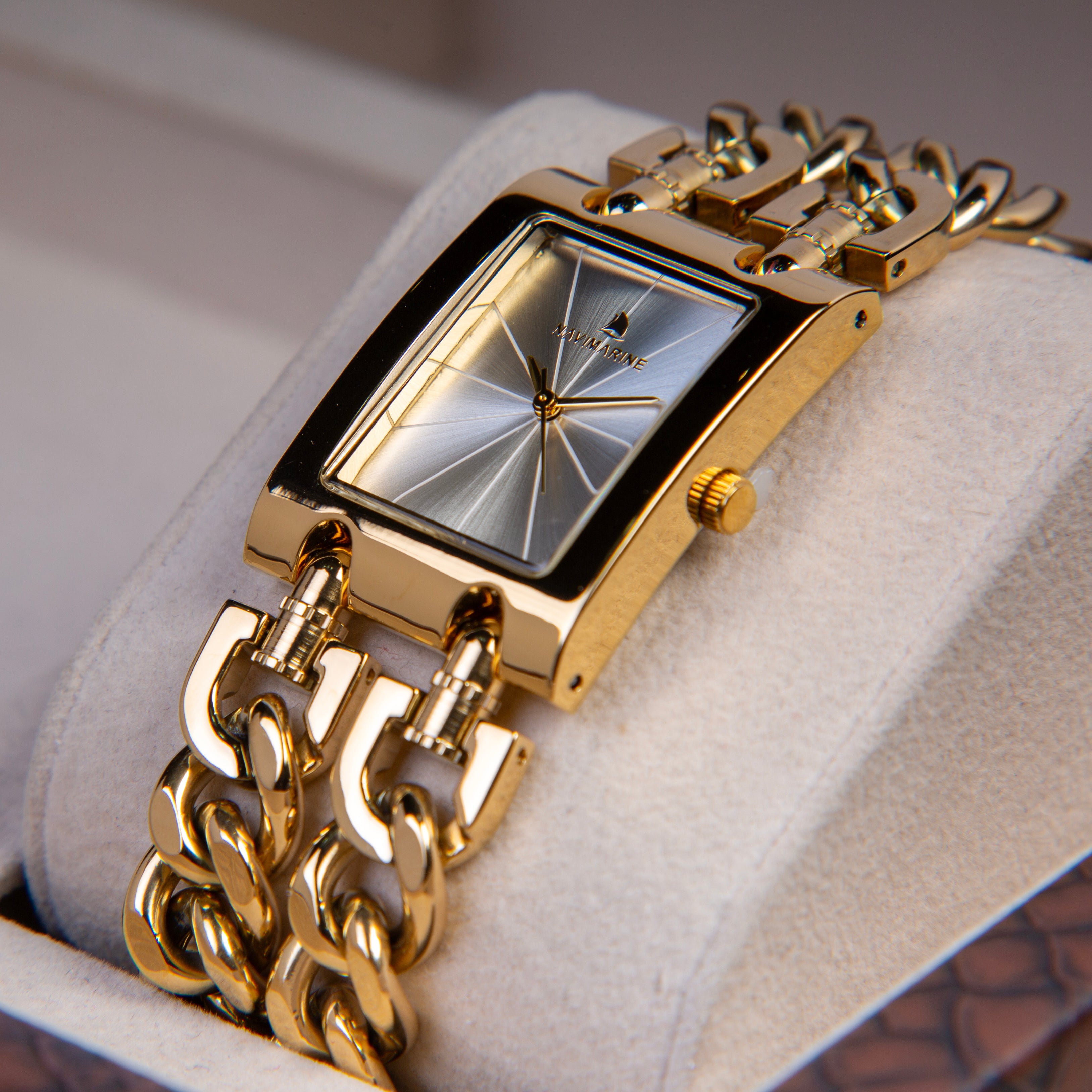Navimarine watch