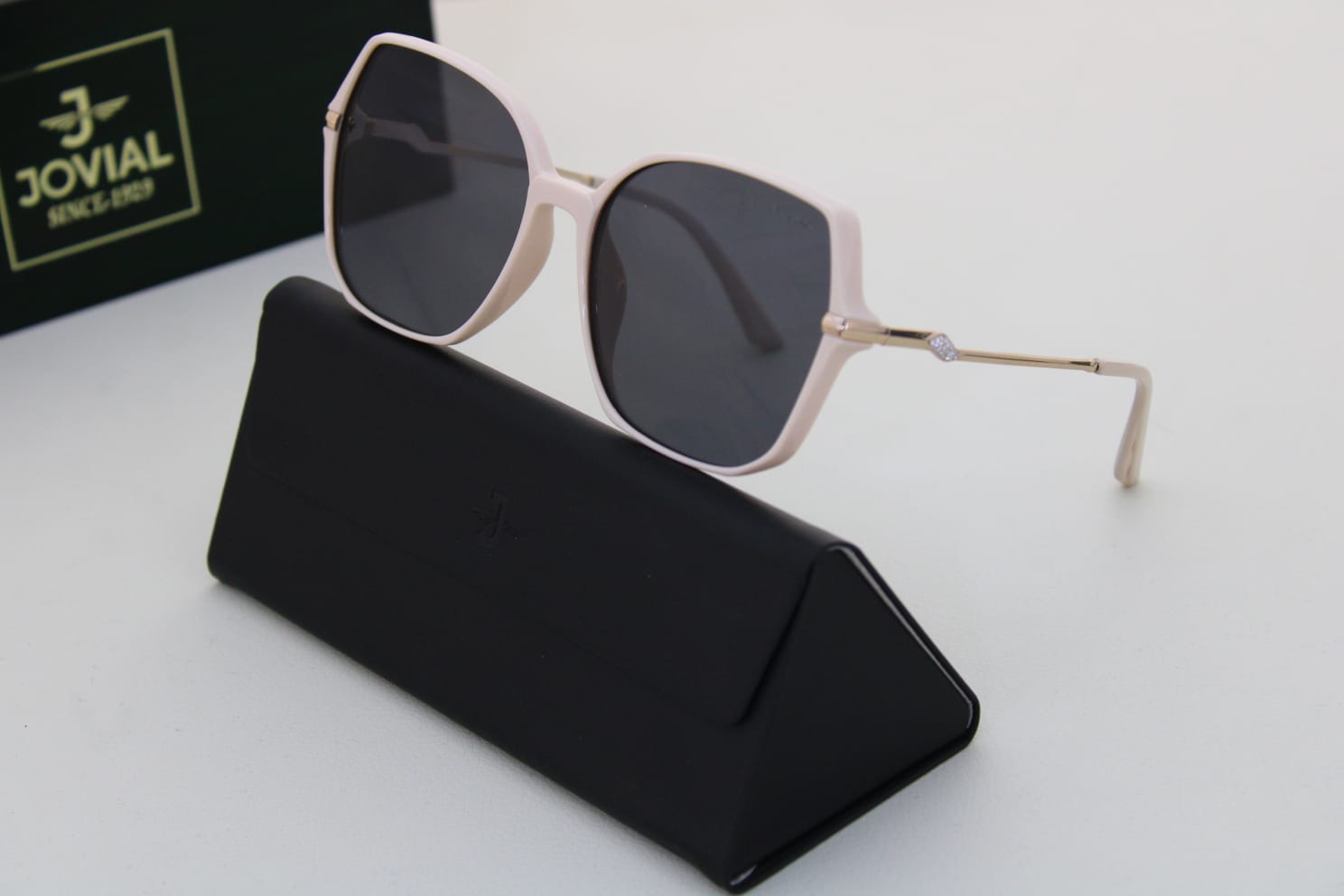 Takreem | JOVIAL D7402 C8 Women's Sunglasses - Stylish Eye Protection for Fashion-Forward Women - Takreem.jo